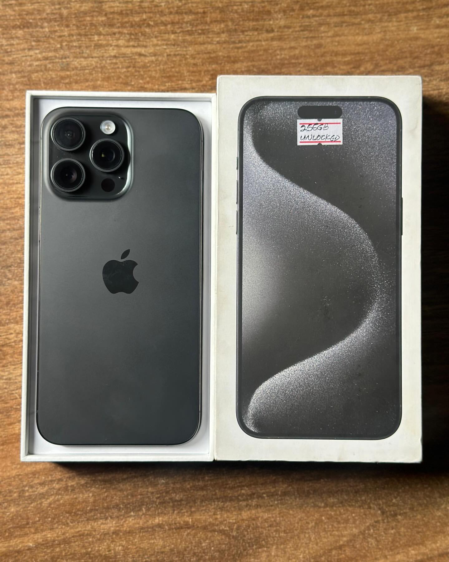 iPhone 15 Pro Max