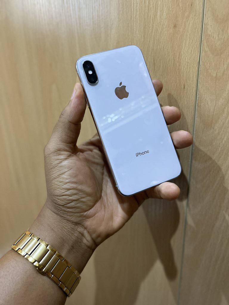 iPhone X
